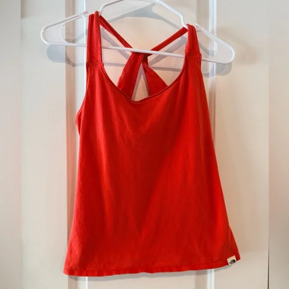 The North Face Women’s Medium Red Racerback Tank Top Athletic Workout - Picture 2 of 5